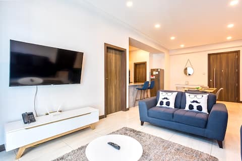 Immaculate 2-bed Apt at Skynest (601)