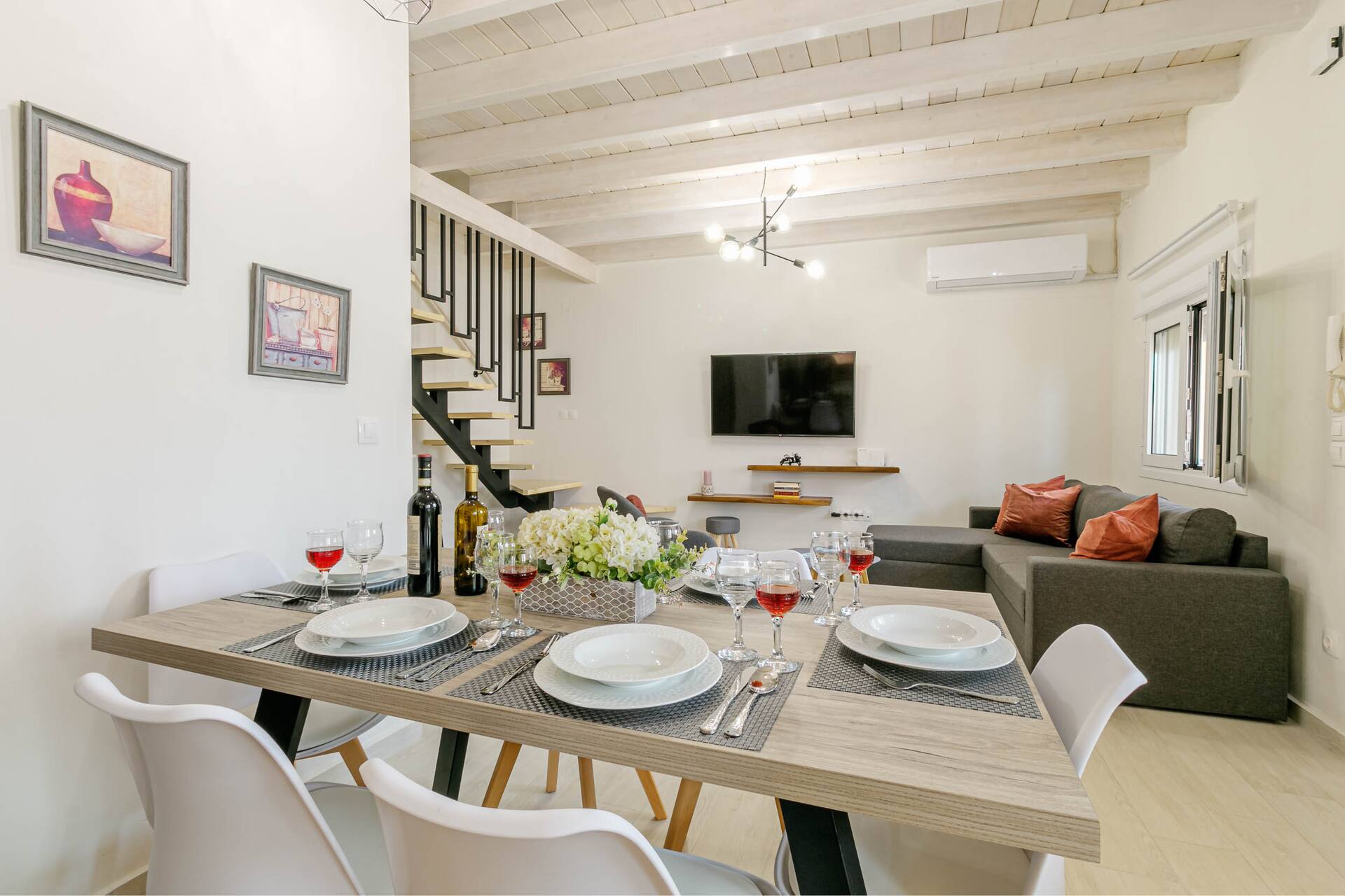 S&K Luxury Maisonette