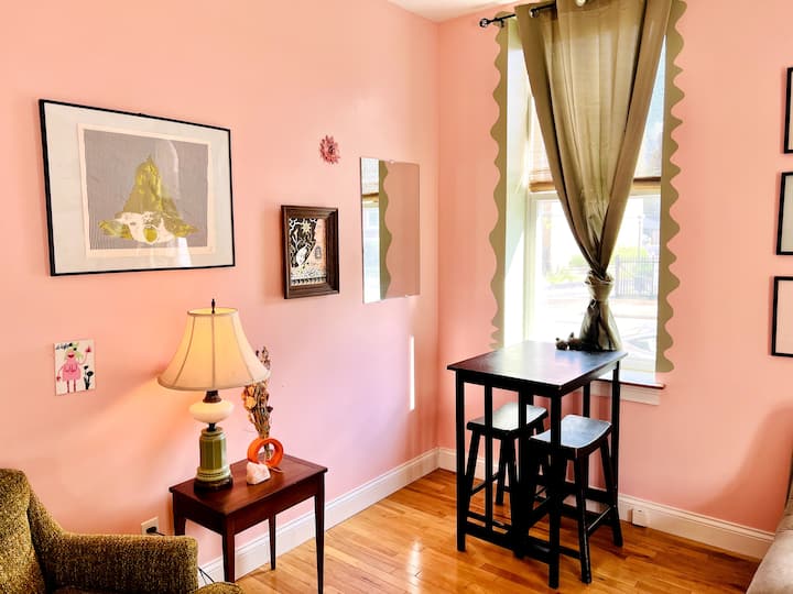 Comfy Unique City Nest By Benton Park - St. Louis, MO
