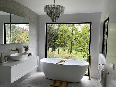 Luxury Couples Farm Stay - Blue Ridge Estate