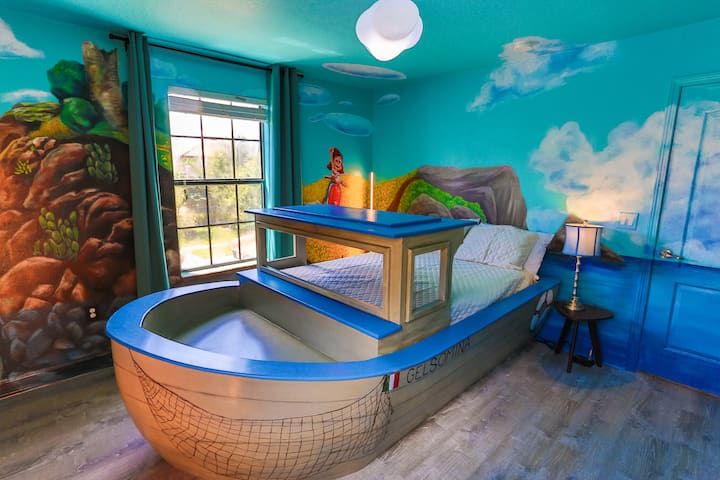 Experience the sleepy Italian coastal town in the “Luca” themed room with a custom-built “Boat” bed that sleeps 2. Wake up to an adorable “Cloud” light and store your belongings in the closet organizer and night table. Don't miss the chance to sleep 