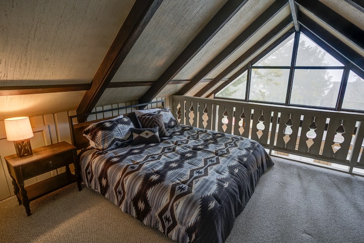sleeping loft / king bed