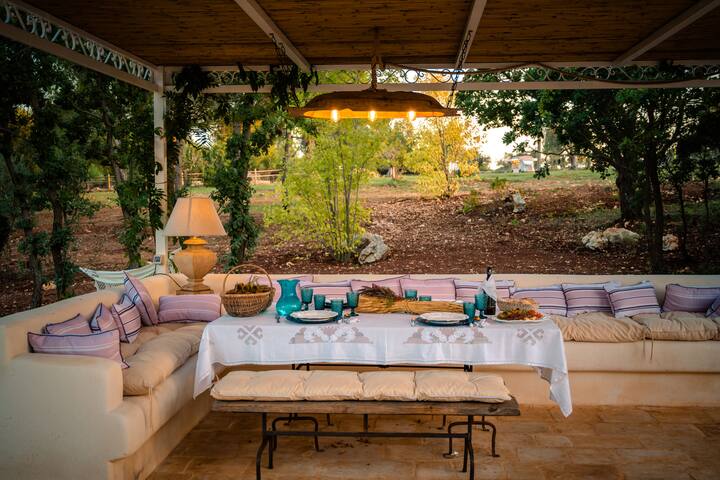 Ostuni: In Trullo Veritas Stupendo con Piscina gallery image 4