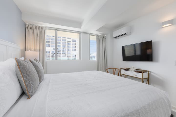 Spálňa, manželská posteľ