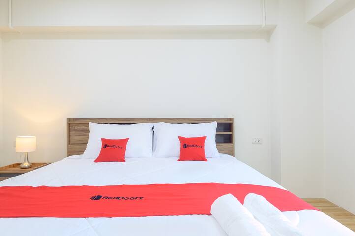 RedDoorz managed Airbnb listing 2
