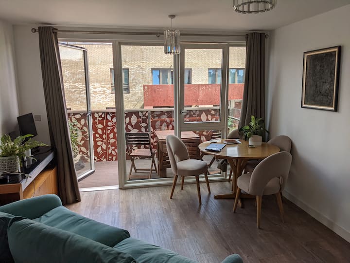 1 bed flat to rent in Canada Water, Rotherhithe Apartments for Rent