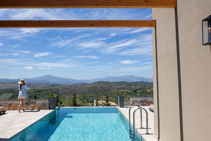 Eforasis Villa I, with Heated Spa Whirlpool gallery image 2