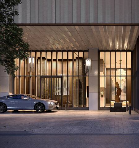 Luxury 3 BR condo + balcony w views of Central PK gallery image 2