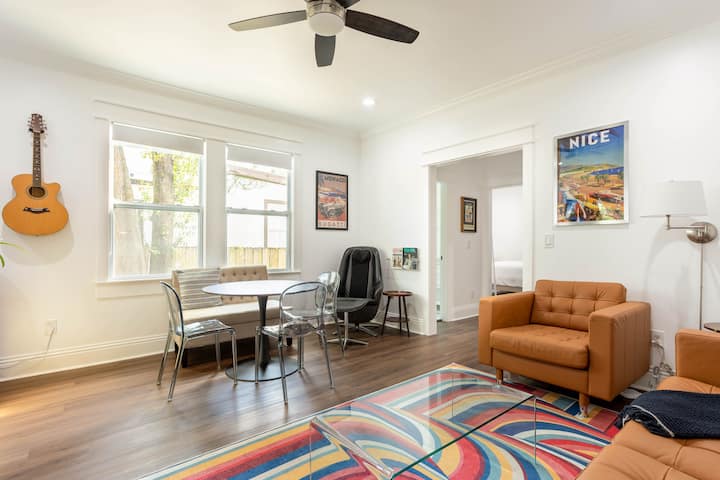 2 Br 1 Bath; 2 Queen Beds, Marble Walk-in Shower! - Tampa, FL