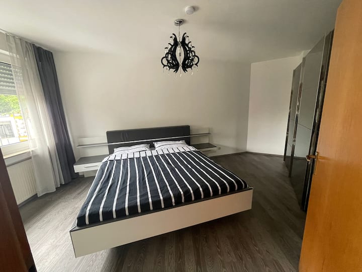 Apartament Z Sypialnią, Rozkładaną Sofą I Balkonem - Gelsenkirchen