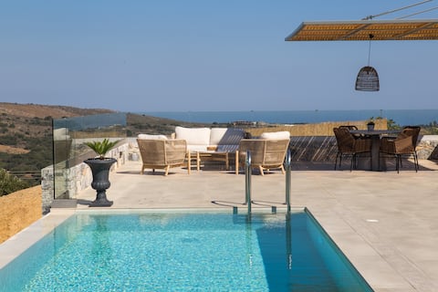 Eforasis Villa III, with Heated Spa Whirlpool