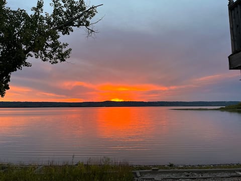 Millpoint Cove a Serene Waterfront cottage