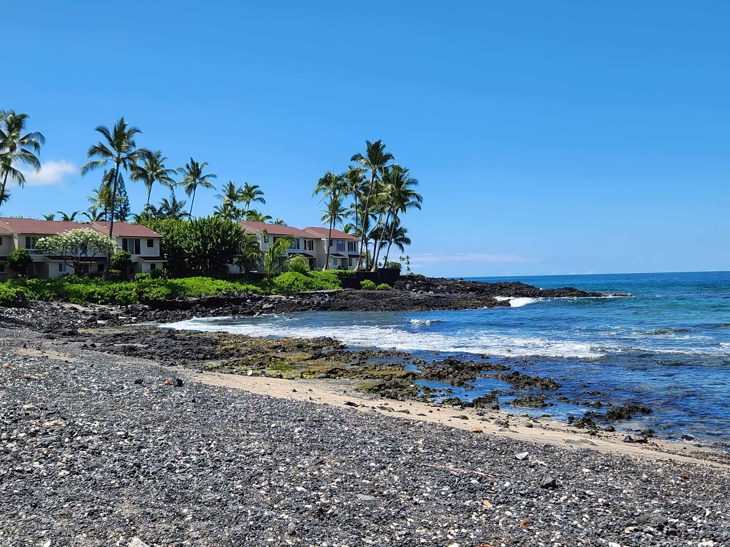 The Artists' Beach Bungalow - Image 15