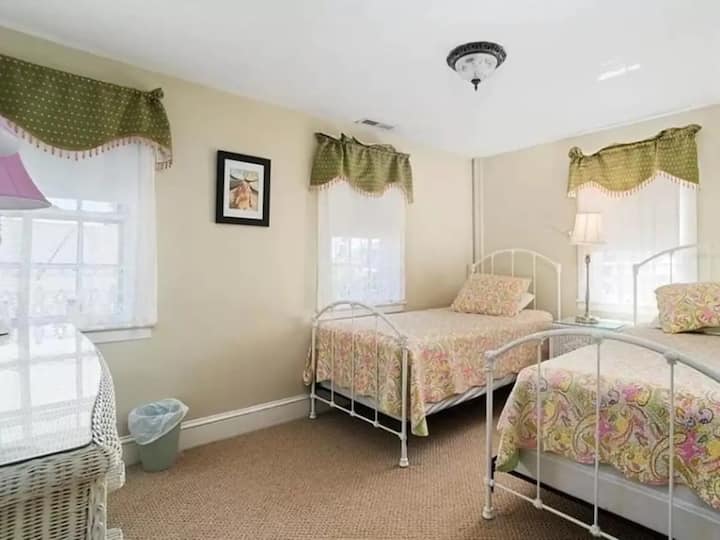 Third Floor Bedroom 7. The "We've Run Out of Names" Room.