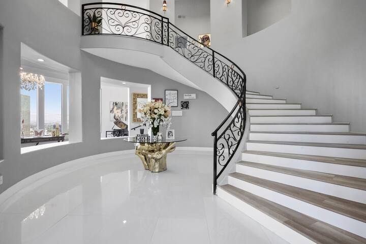 Universal Studio Superstar Mansion @ Hollywood, LA gallery image 5