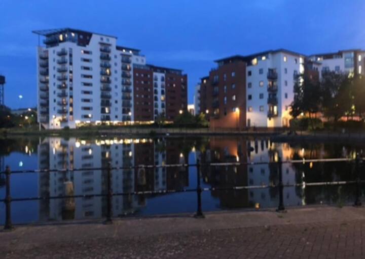 Lovely 1 bed property overlooking the Wharf Condominiums for Rent in