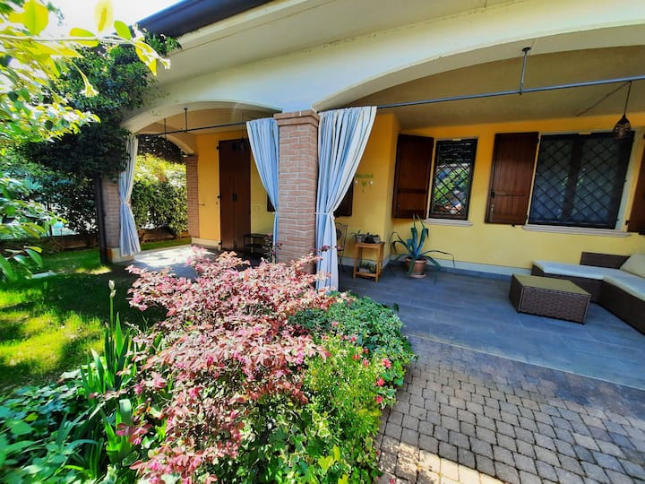 Casa Cecilia with garden and private entrance