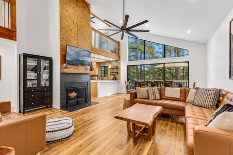 New Remodeled Cabin- Fireside Inn