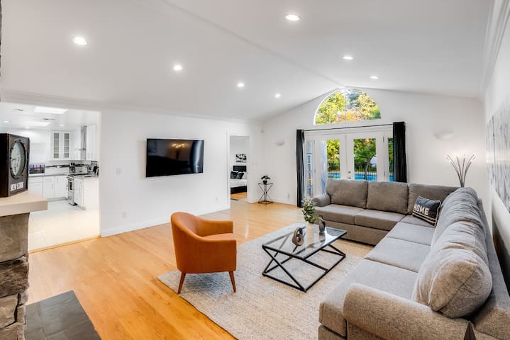 Prime location house w/pool 7 mins from Universal