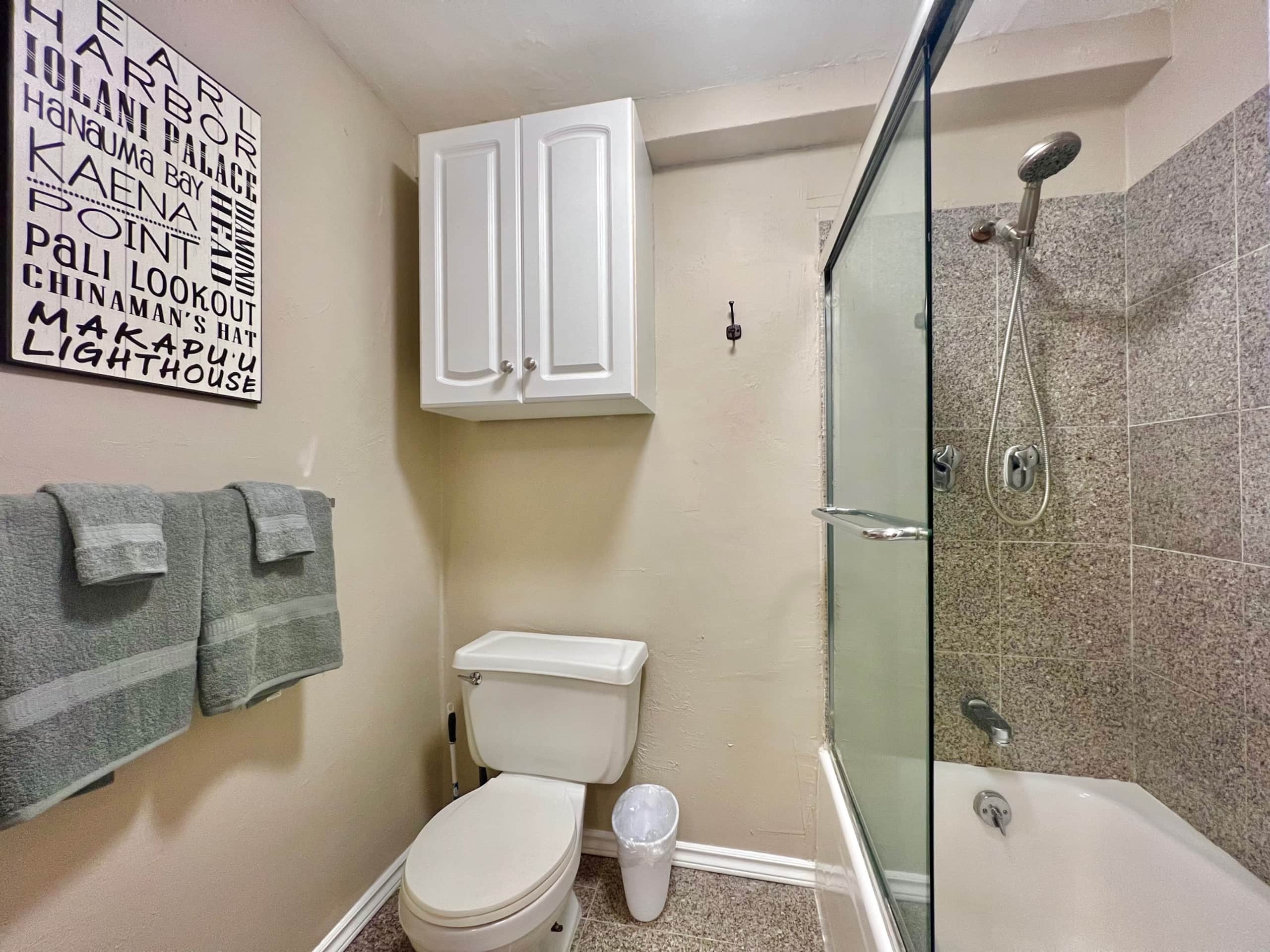Condo in Honolulu · ★4.77 · Studio · 1 bed · 1 bath - Image 14