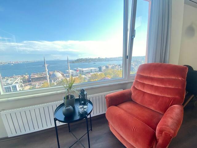 Duplex apartment with magnificent view in Cihangir gallery image 2