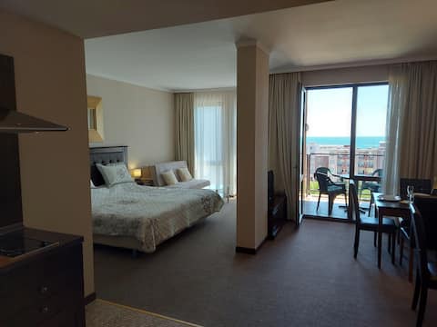 Top performing Airbnb: Nice apartment 55 sqm sea view Wi-Fi Safe free in Несебър