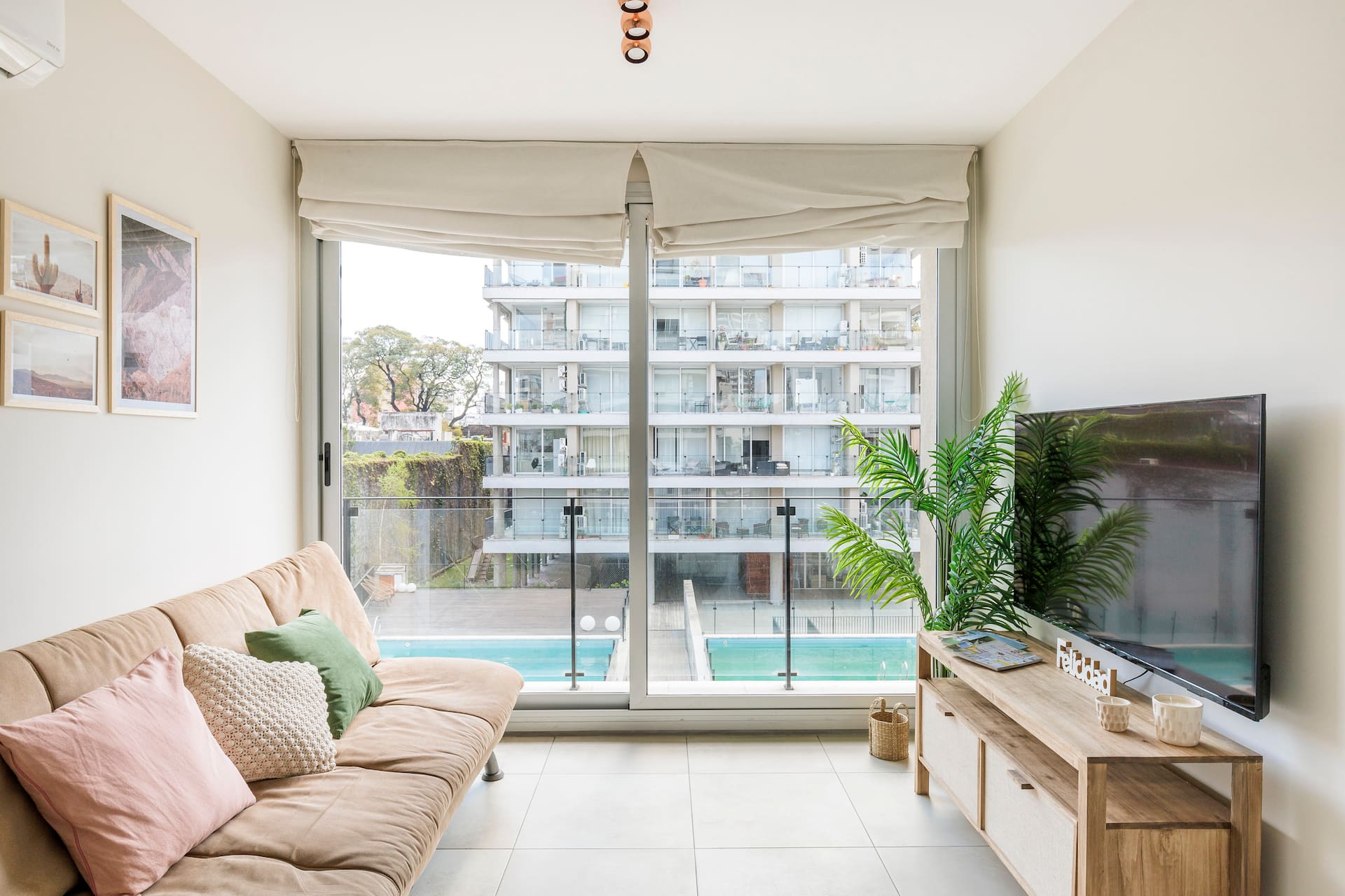 One-bedroom apartment with pool and 24-hour security in Palermo