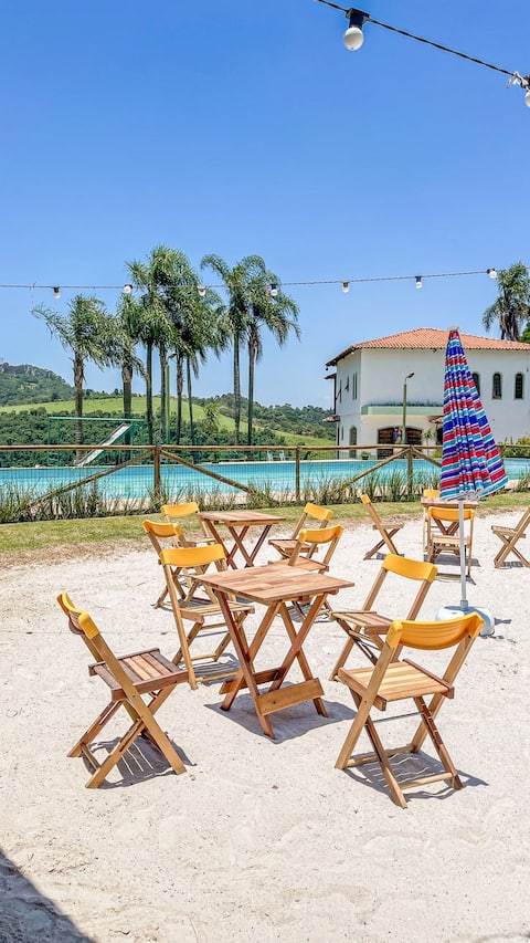 Prainha, swimming pool, beach tennis, wi-fi 1 h from SP