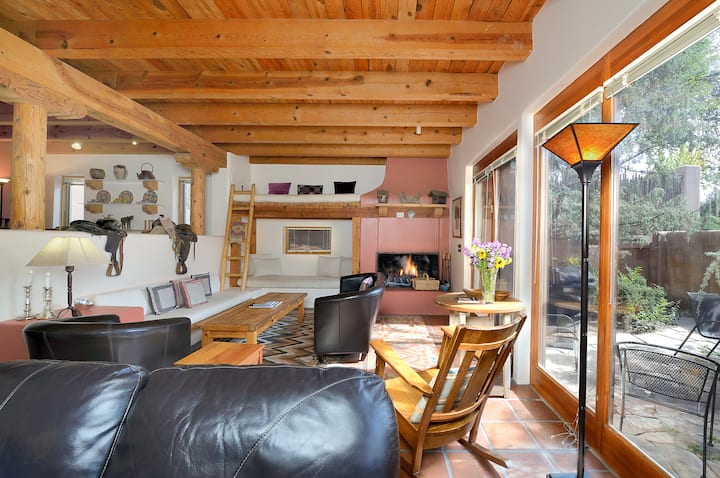 Spacious 2bdrm Townhome - In Town - Monthly Rental - Santa Fe, NM