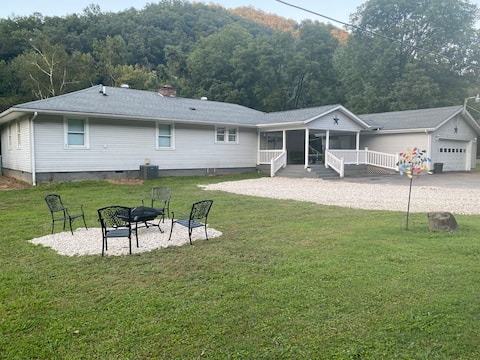 Vacation Rental in Lenore, WV