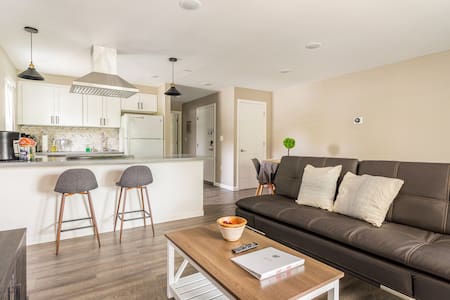 Real Gem in Renton! Location, Convenience.