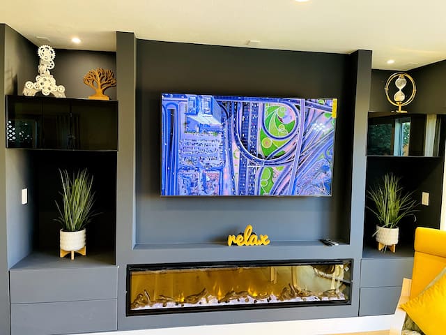 Modern smart home *RARE* :AppleHQ, SantanaRow ! gallery image 5