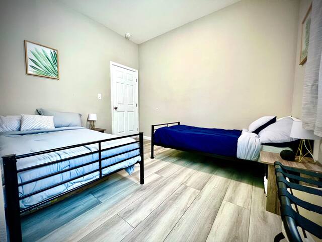 Luxurious & Grand 8 BR at the heart of San Jose gallery image 5