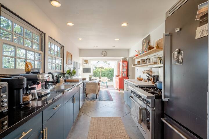 1924 Spanish Retreat in the Hollywood Hills gallery image 4