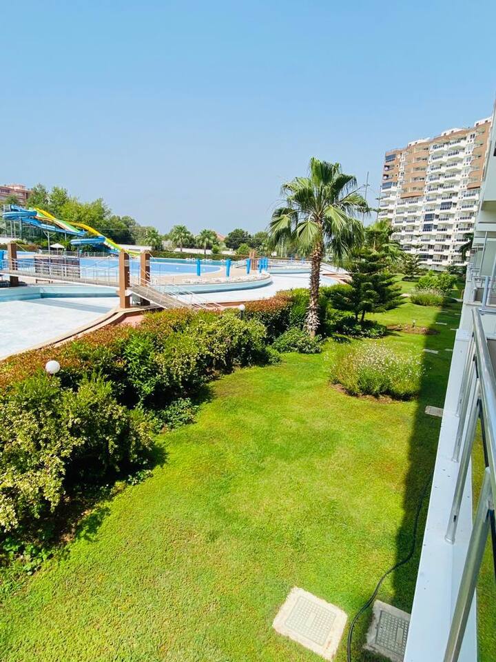 E2 +1 In the site with pool and aquapark Condominiums for Rent in