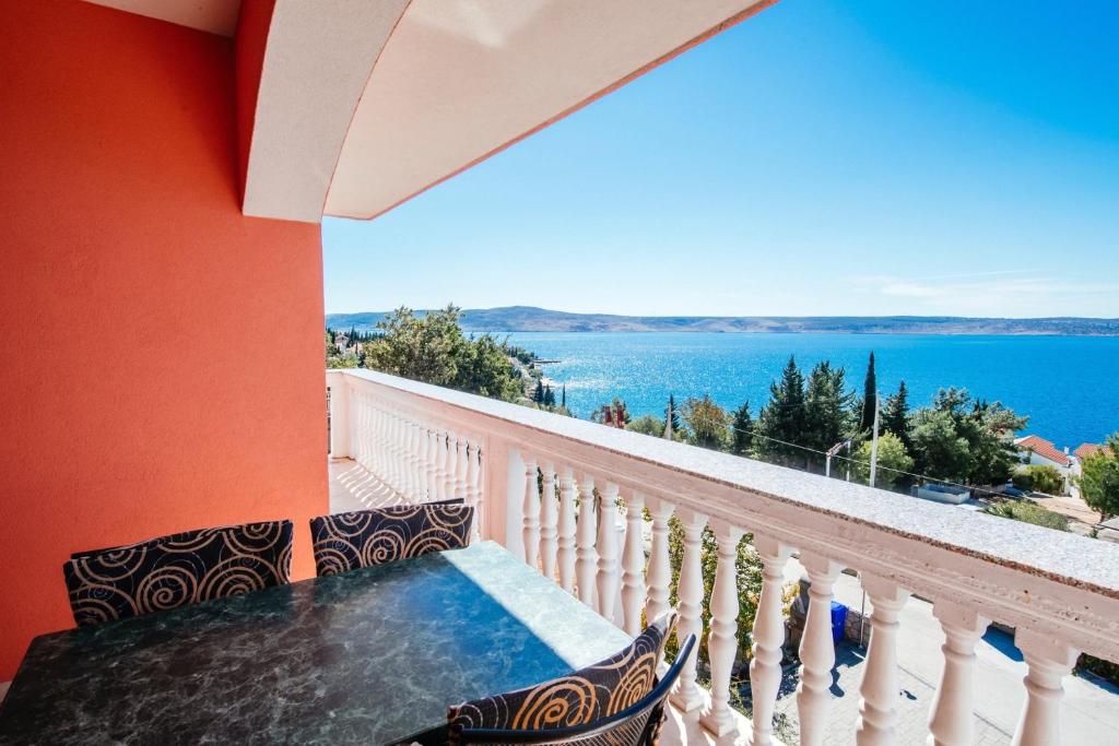 ap1 · Family Apartment seaview