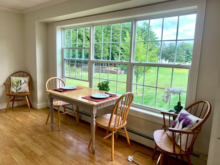 Country Setting w/2 bedroom 2 full bath Farm stays for Rent in