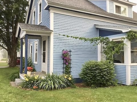 Charming 3-bedroom farmhouse