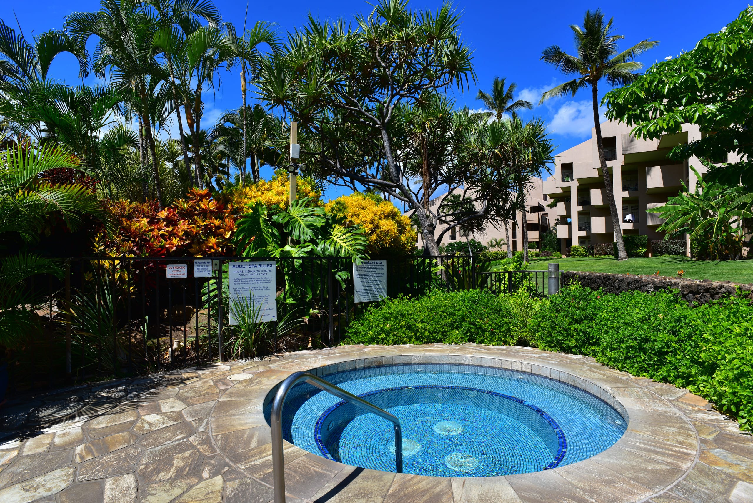 Condo in Kihei · ★4.96 · 3 bedrooms · 3 beds · 2 baths - Image 39