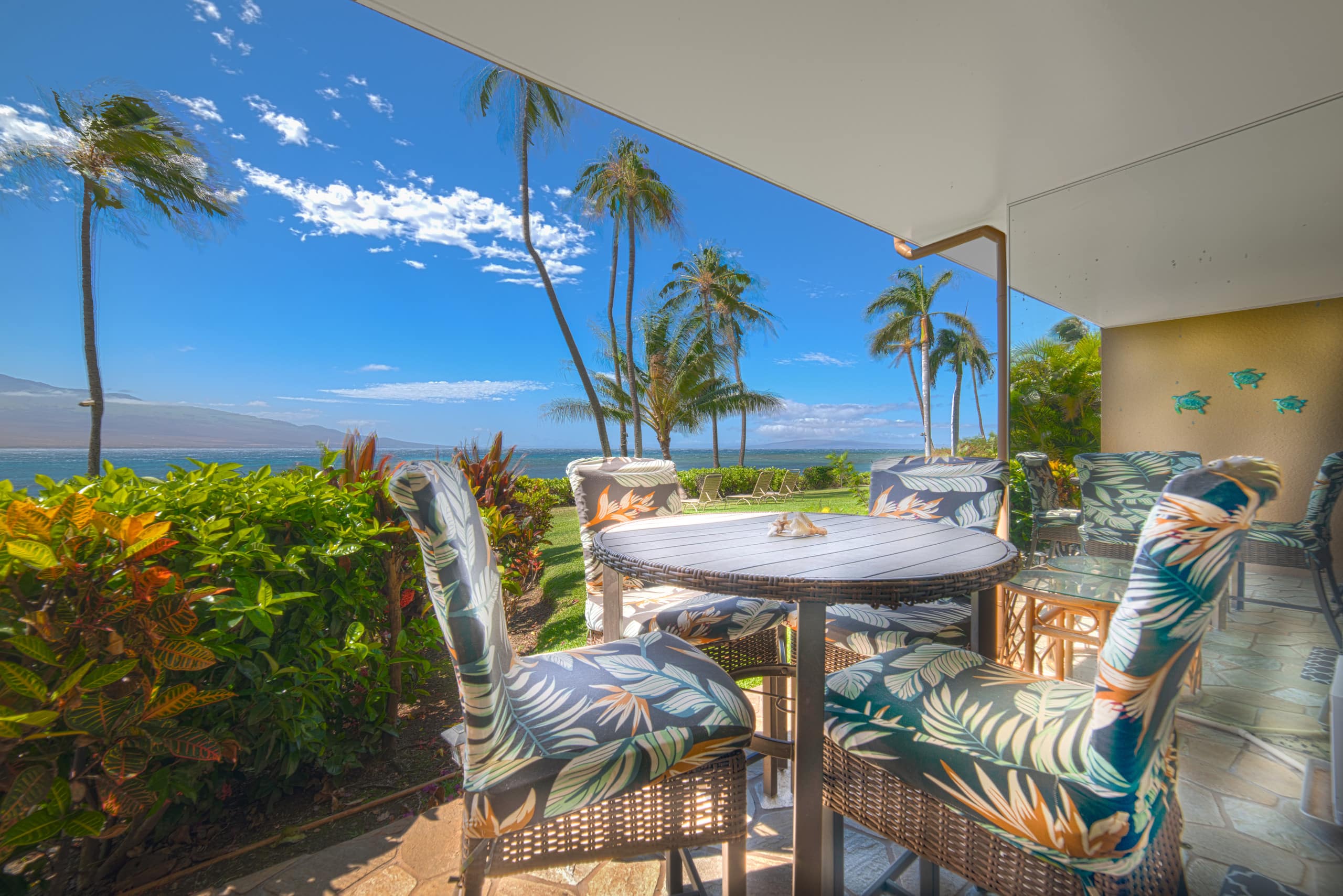 Condo in Wailuku · ★4.76 · 1 bedroom · 2 beds · 1 bath - Image 30