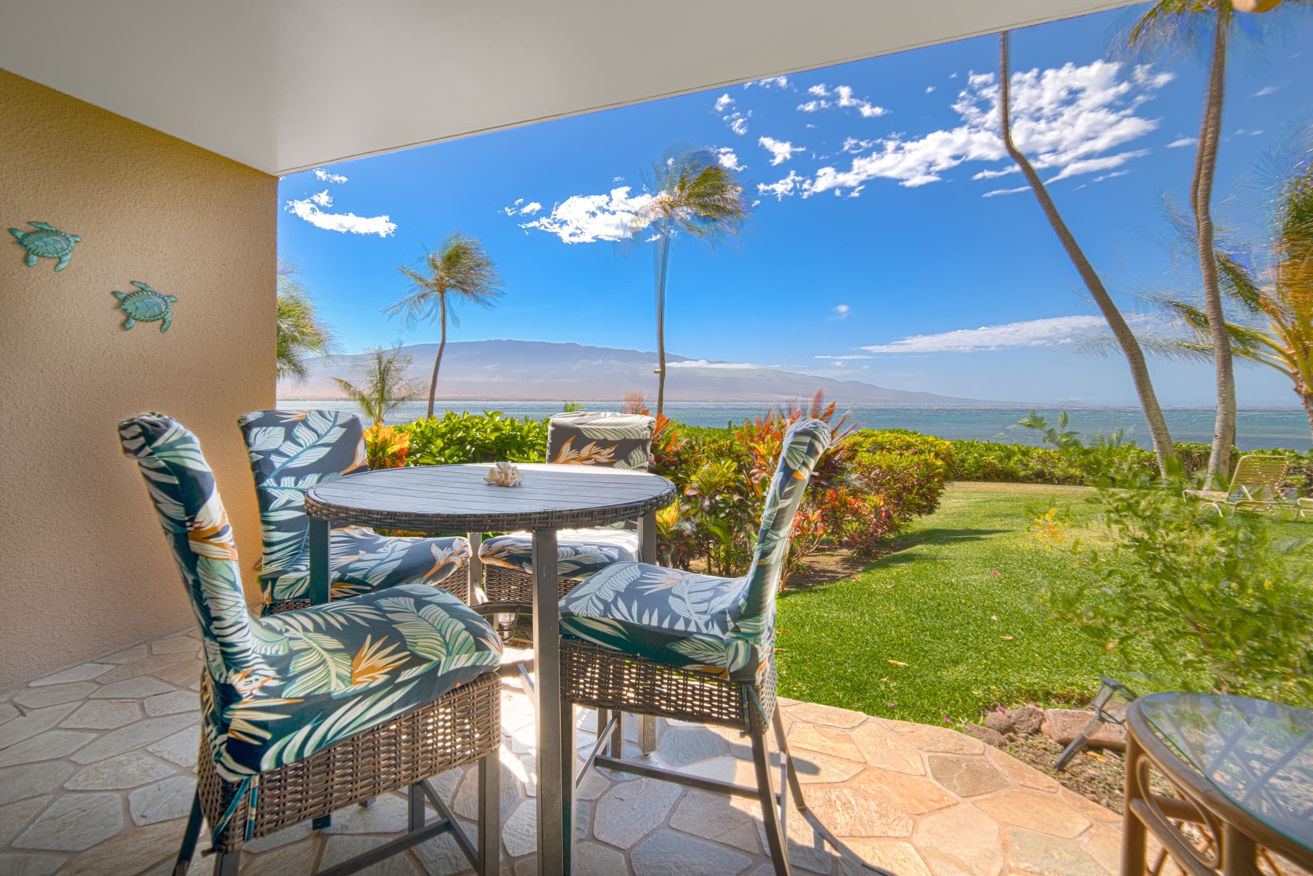 Condo in Wailuku · ★4.76 · 1 bedroom · 2 beds · 1 bath - Image 28