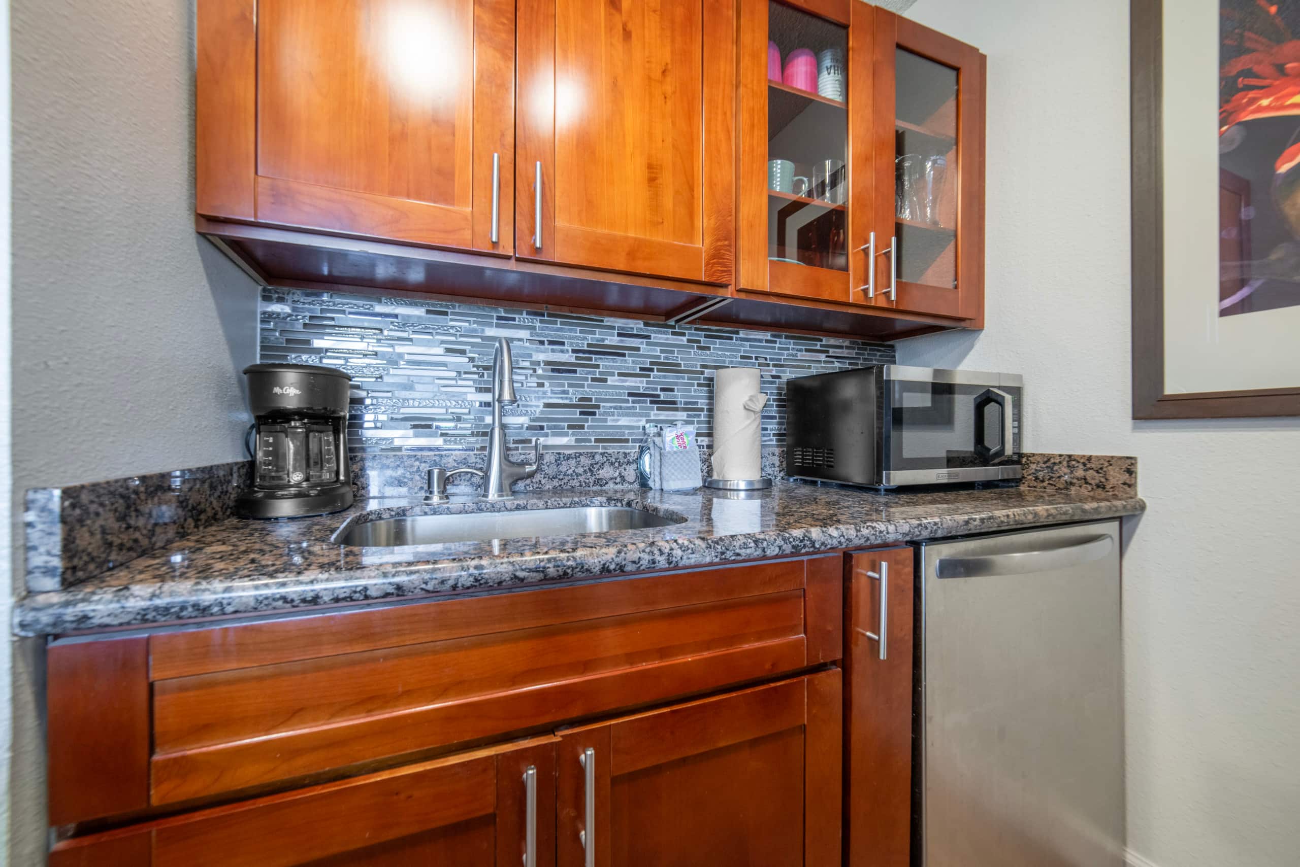 Condo in Wailuku · ★4.76 · 1 bedroom · 2 beds · 1 bath - Image 8