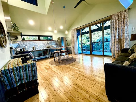 Top Airbnb: Susan's Downtown in Lake Tahoe / Truckee