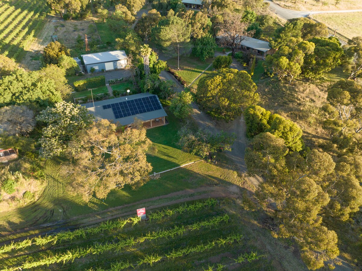 Comfy Studio 4 @ Blickinstal Barossa Valley