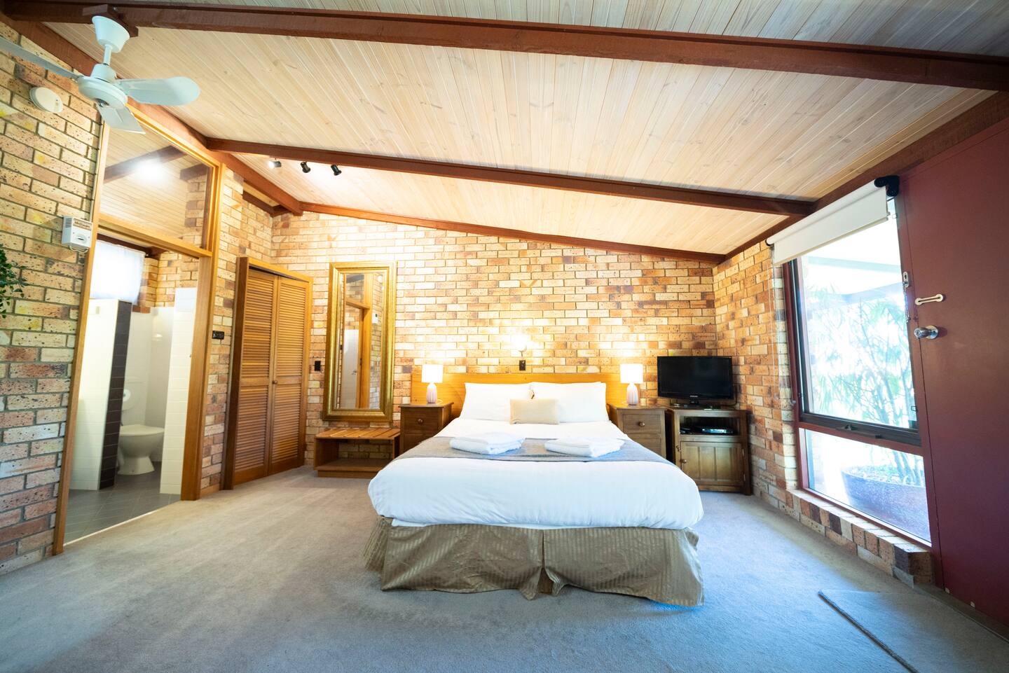 Comfy Studio 4 @ Blickinstal Barossa Valley