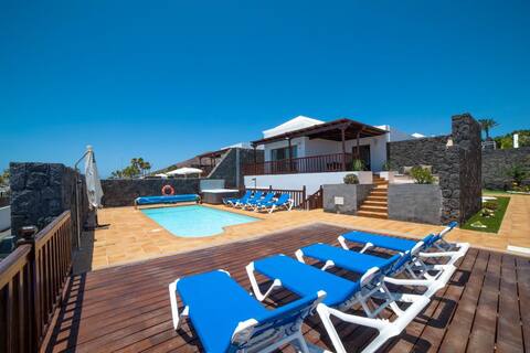 Villa Sol II