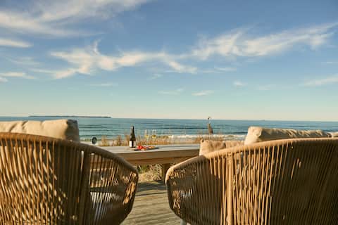 The Beach House - Seaside Simplicity