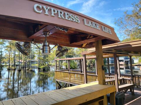 Beautiful Cypress Lake retreat with tons of space.