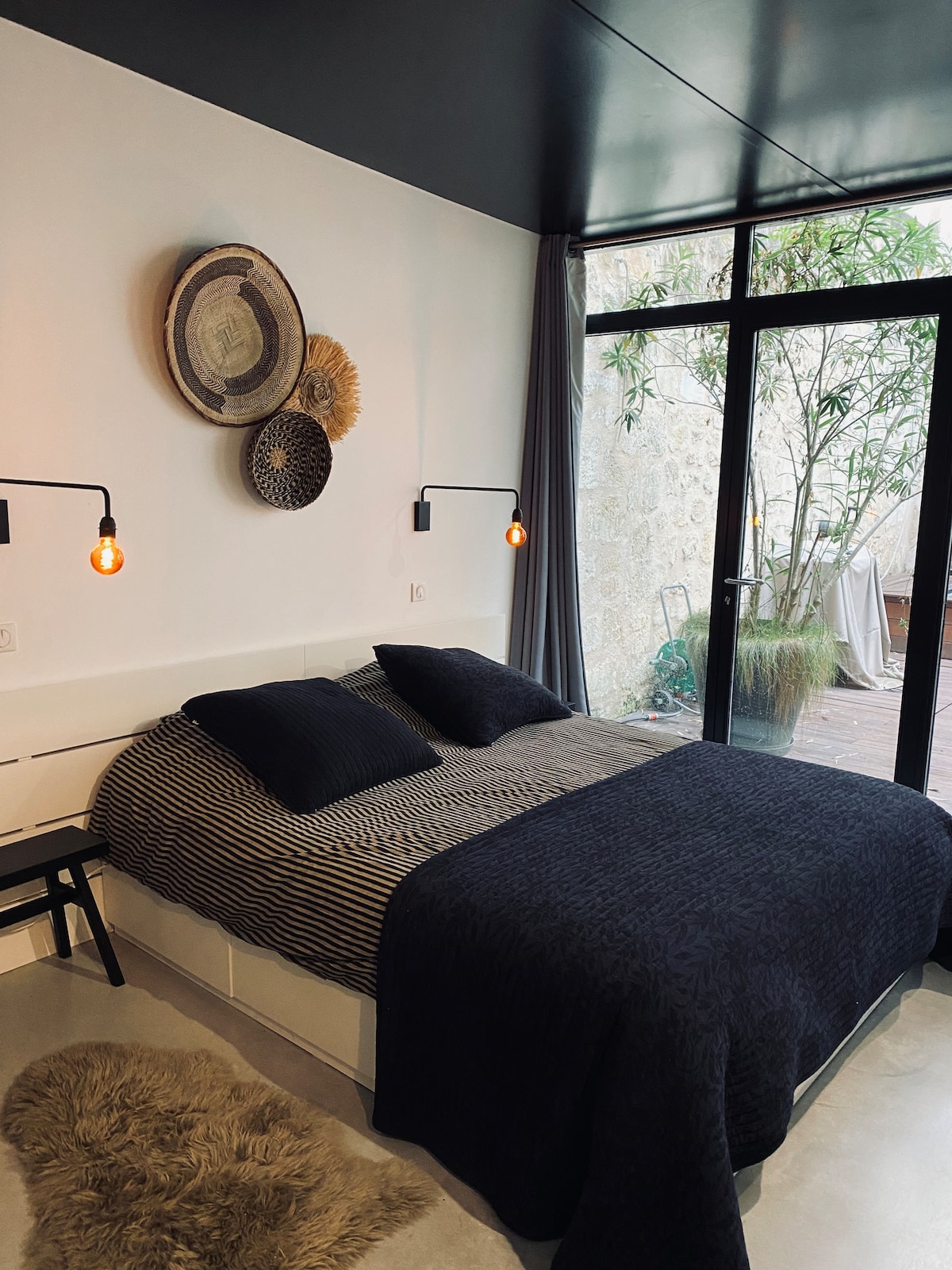 Recamara 1 (queen size 160,17) + TV