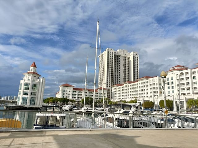 Aurora Homes managed Airbnb listing 3